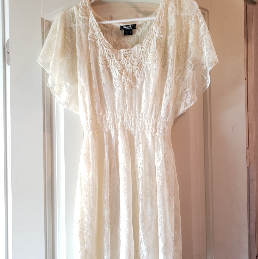 Lace dress